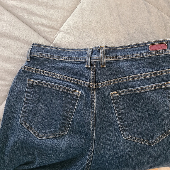 Gloria Vanderbilt Amanda jeans Size 12 - Picture 4 of 14